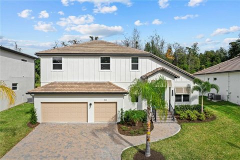 House in Apopka, Florida 6 bedrooms, 317.08 sq.m. № 2126203 - photo 6