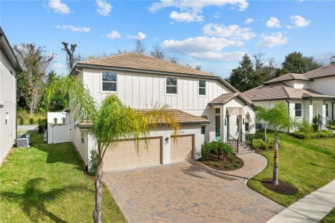 House in Apopka, Florida 6 bedrooms, 317.08 sq.m. № 2126203 - photo 8