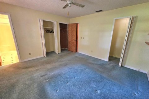 Villa ou maison à vendre à Kissimmee, Floride: 3 chambres, 173.63 m2 № 2317439 - photo 13