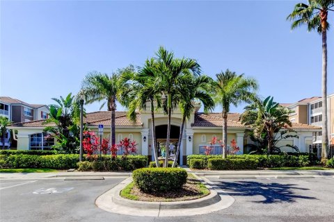Condominio en venta en Seminole, Florida, 2 dormitorios, 160.72 m2 № 1663304 - foto 1