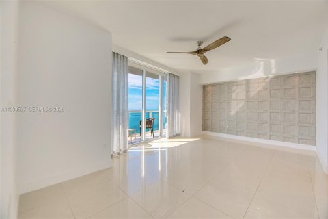 Copropriété à louer à Miami, Floride: 3 chambres, 169.55 m2 № 1997579 - photo 12