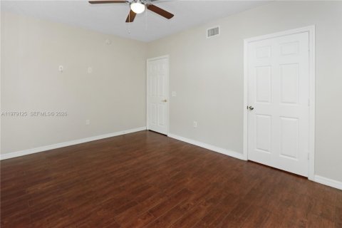 Купить кондоминиум в Мирамар, Флорида 3 спальни, 134.71м2, № 2046258 - фото 20