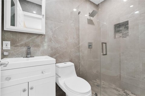 Duplex à louer à Biscayne Park, Floride: 2 chambres, 92.9 m2 № 1794836 - photo 21