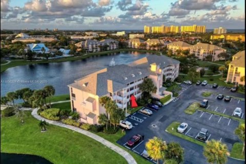 Condo in Jupiter, Florida, 2 bedrooms  № 1878481 - photo 26