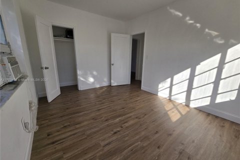 Condominio en venta en Miami Beach, Florida, 1 dormitorio, 55 m2 № 1456433 - foto 11