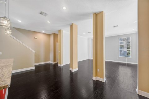 Townhouse in Tampa, Florida 3 bedrooms, 199.74 sq.m. № 2101973 - photo 12