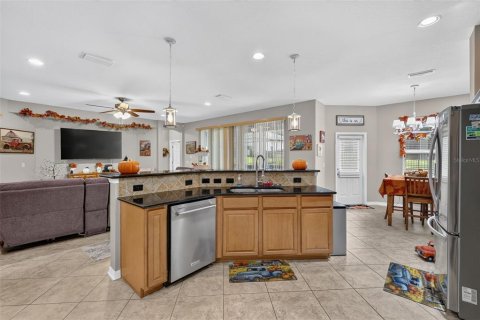 Villa ou maison à vendre à Clermont, Floride: 4 chambres, 267.56 m2 № 2396055 - photo 15