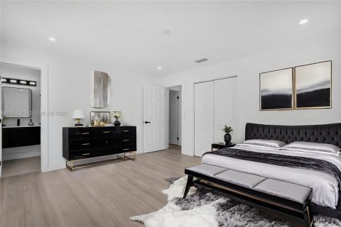 Villa ou maison à vendre à Hollywood, Floride: 4 chambres, 144.74 m2 № 2024251 - photo 5