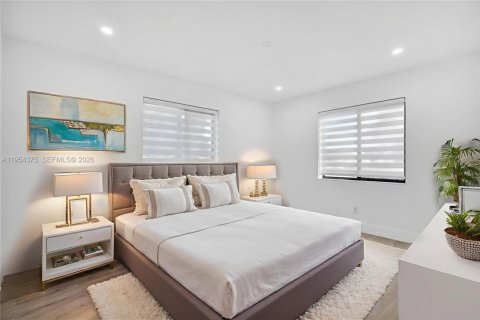 Villa ou maison à vendre à Hollywood, Floride: 4 chambres, 144.74 m2 № 2024251 - photo 8