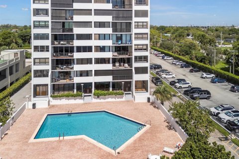 Condo in West Palm Beach, Florida, 3 bedrooms  № 2082582 - photo 21