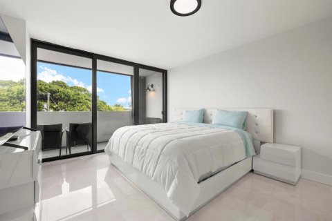 Condo in West Palm Beach, Florida, 3 bedrooms  № 2082582 - photo 7
