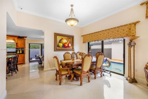 House in Miami, Florida 3 bedrooms, 158.49 sq.m. № 1861688 - photo 26