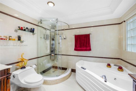 House in Miami, Florida 3 bedrooms, 158.49 sq.m. № 1861688 - photo 21