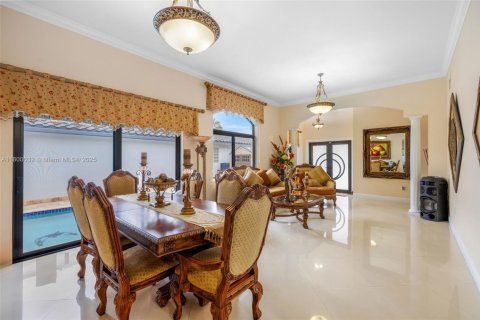House in Miami, Florida 3 bedrooms, 158.49 sq.m. № 1861688 - photo 29