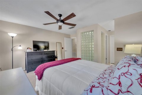 Condo in Maitland, Florida, 2 bedrooms  № 2155708 - photo 22