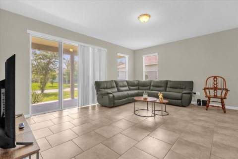 Casa en venta en Orlando, Florida, 3 dormitorios, 178.65 m2 № 1916156 - foto 4