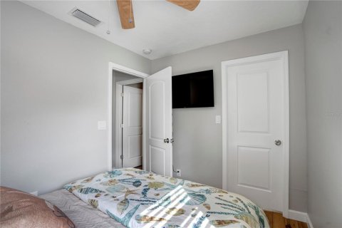 Apartment in Sarasota, Florida 3 bedrooms, 125.42 sq.m. № 1349958 - photo 27