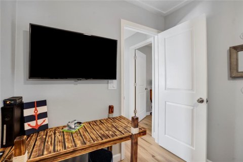 Apartment in Sarasota, Florida 3 bedrooms, 125.42 sq.m. № 1349958 - photo 29