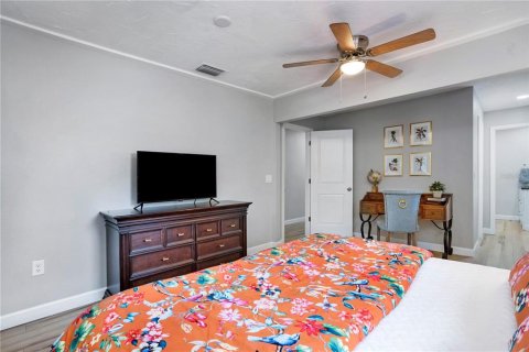 Apartment in Sarasota, Florida 3 bedrooms, 125.42 sq.m. № 1349958 - photo 21