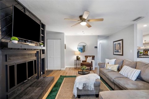 Apartment in Sarasota, Florida 3 bedrooms, 125.42 sq.m. № 1349958 - photo 12