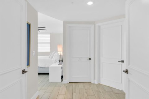 Condo in Highland Beach, Florida, 3 bedrooms  № 2188664 - photo 15
