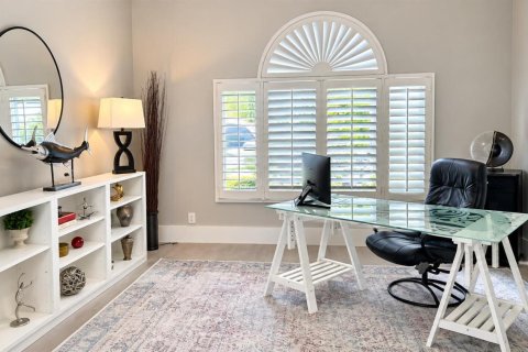 Villa ou maison à louer à Palm Beach Gardens, Floride: 4 chambres, 291.34 m2 № 2387022 - photo 3