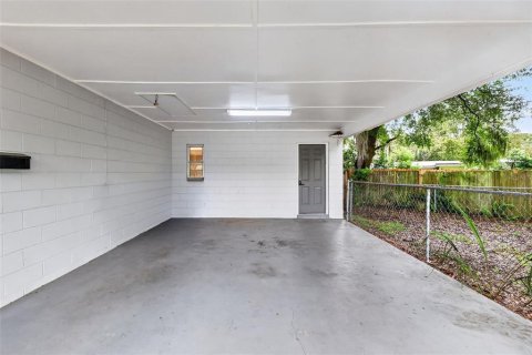 Villa ou maison à vendre à Tavares, Floride: 2 chambres, 124.12 m2 № 2312994 - photo 21