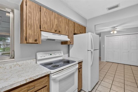 Villa ou maison à vendre à Tavares, Floride: 2 chambres, 124.12 m2 № 2312994 - photo 18