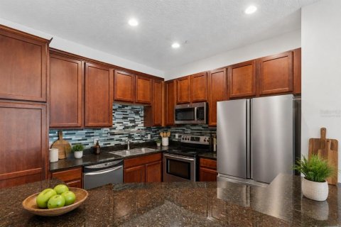 Купить таунхаус в Брэндон, Флорида 6 комнат, 187.94м2, № 2102768 - фото 21