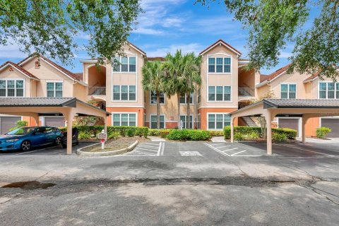 Condo in Sarasota, Florida, 1 bedroom  № 1835290 - photo 3