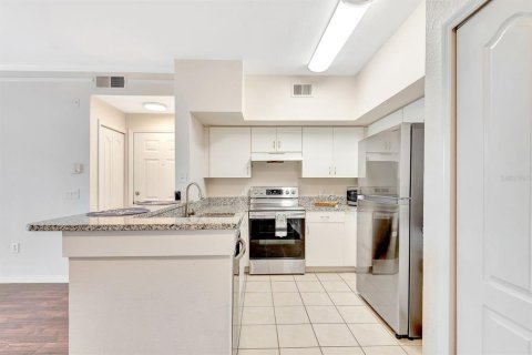 Condo in Sarasota, Florida, 1 bedroom  № 1835290 - photo 19