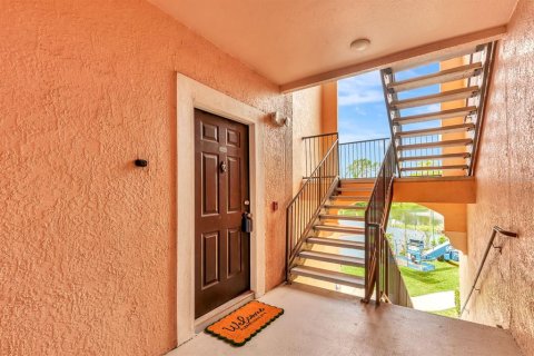Condo in Sarasota, Florida, 1 bedroom  № 1835290 - photo 6