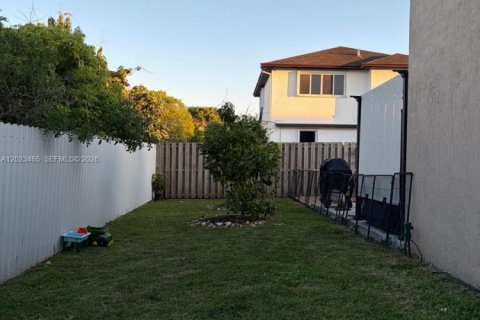 Casa en alquiler en Homestead, Florida, 4 dormitorios, 192.12 m2 № 2085017 - foto 19