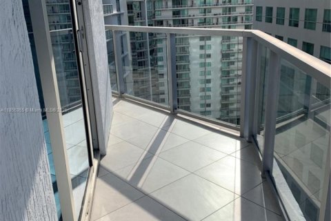 Condo in Miami, Florida, 2 bedrooms  № 1878709 - photo 23