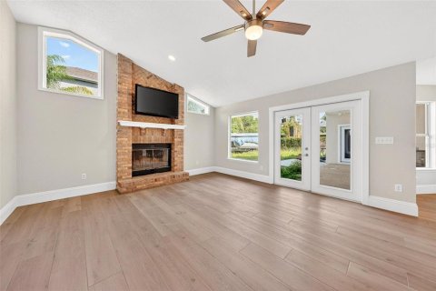 Villa ou maison à vendre à Orlando, Floride: 4 chambres, 242.2 m2 № 2155689 - photo 14