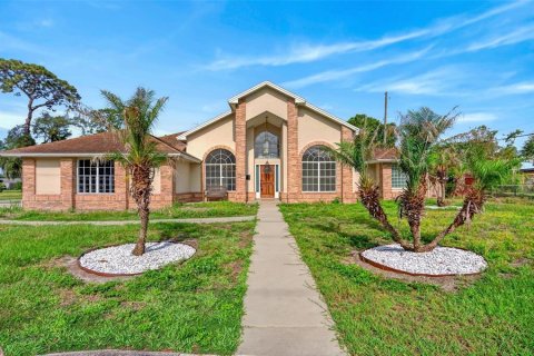 Villa ou maison à Orlando, Floride 4 chambres, 242.2 m2 № 2155689