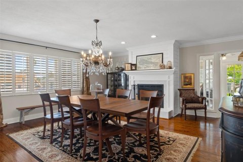 House in Crystal River, Florida 4 bedrooms, 285.21 sq.m. № 1843730 - photo 6