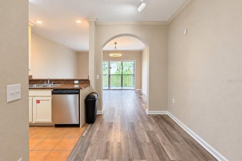 Appartement à louer à Winter Garden, Floride: 2 chambres, 119.66 m2 № 2398944 - photo 4