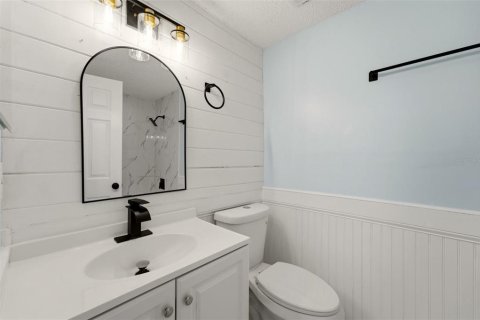 House in Sarasota, Florida 3 bedrooms, 123.1 sq.m. № 2196420 - photo 15