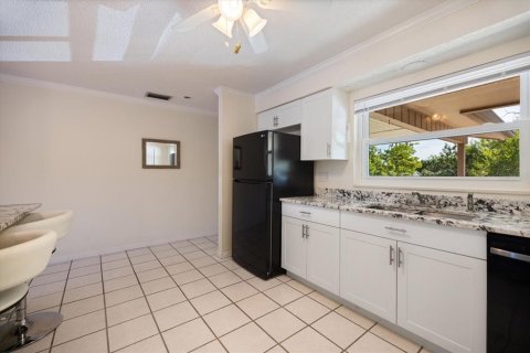 Купить кондоминиум в Сарасота, Флорида 7 комнат, 109.81м2, № 2238641 - фото 7