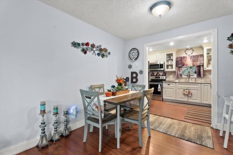 House in Bradenton, Florida 2 bedrooms, 118.73 sq.m. № 2419594 - photo 6