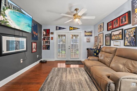 House in Bradenton, Florida 2 bedrooms, 118.73 sq.m. № 2419594 - photo 10