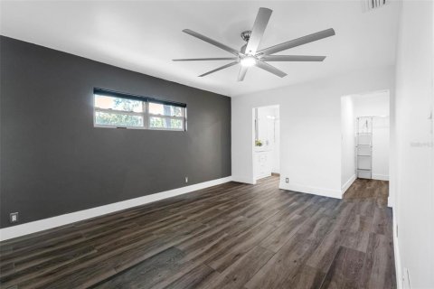 Casa en venta en Saint Petersburg, Florida, 3 dormitorios, 174.19 m2 № 1903528 - foto 14