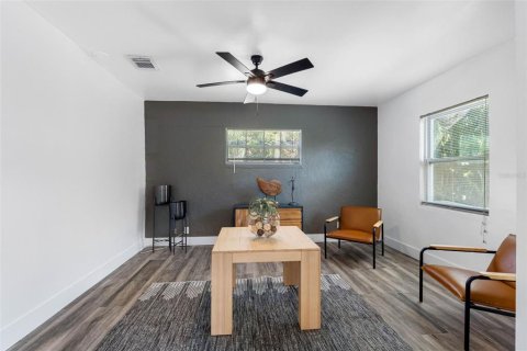 Casa en venta en Saint Petersburg, Florida, 3 dormitorios, 174.19 m2 № 1903528 - foto 11