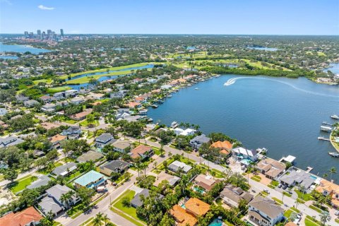 Casa en venta en Saint Petersburg, Florida, 3 dormitorios, 174.19 m2 № 1903528 - foto 26