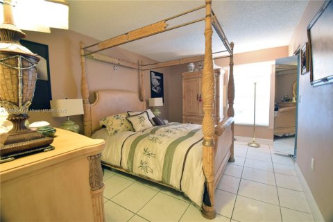 Купить кондоминиум в Майами, Флорида 2 спальни, 77.85м2, № 1926082 - фото 12