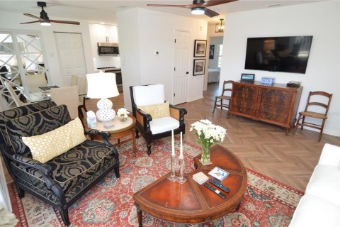 Condo in Saint Petersburg, Florida, 2 bedrooms  № 1529507 - photo 18