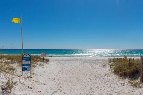 Condo in Santa Rosa Beach, Florida  № 562100 - photo 1