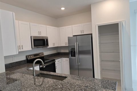 Adosado en alquiler en Palmetto, Florida, 3 dormitorios, 154.78 m2 № 1906721 - foto 7