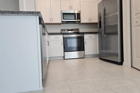 Adosado en alquiler en Palmetto, Florida, 3 dormitorios, 154.78 m2 № 1906721 - foto 11